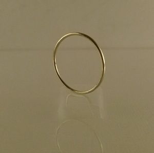 10k white gold ring